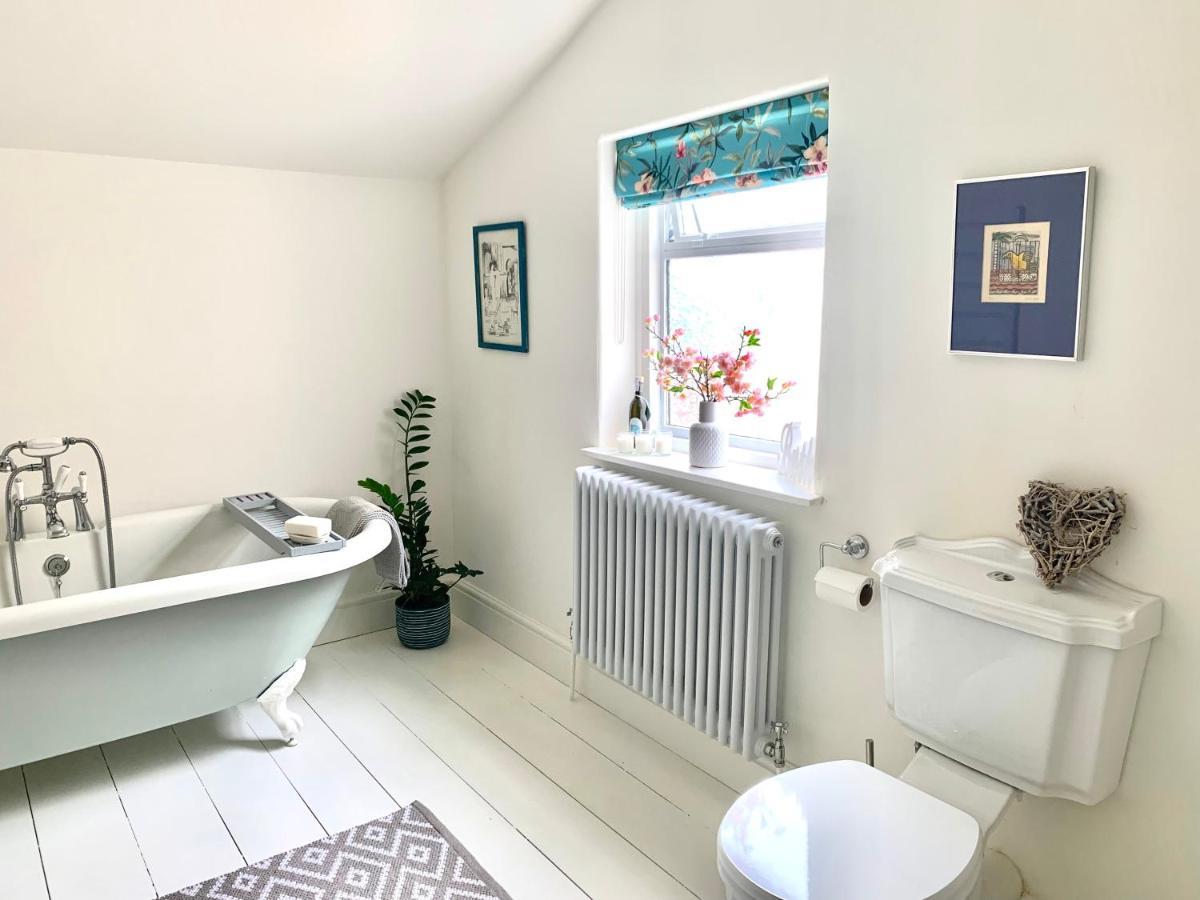 Lovely 3 Bed House In The Heart Of Cheltenham Exterior foto